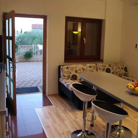 Apartments Brane - Free Parking Zadar Exterior photo